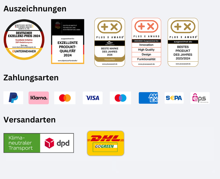 Arktisquelle Auszeichnungen wie Plus X Award und Deutscher Exzellenz-Preis sowie Logos für Zahlungsmethoden und klimaneutrale Versandarten mit DPD und DHL GoGreen